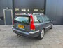 Volvo V70 2.5 T Geartronic Comfort Line | Trekhaak | Automaat | Cruise | Clima
