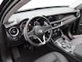 Alfa Romeo Stelvio 2.0 T AWD B-Tech 280 Pk | Panoramisch schuifdak | Elek. stoelen | Stoel en stuurverwarming | Adaptive Cruise Control | Dodehoekdetectie | Elek. achterklep
