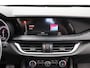 Alfa Romeo Stelvio 2.0 T AWD B-Tech 280 Pk | Panoramisch schuifdak | Elek. stoelen | Stoel en stuurverwarming | Adaptive Cruise Control | Dodehoekdetectie | Elek. achterklep