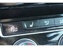 Volkswagen Passat Variant 1.4 TSI GTE Highline | Incl. 12 maanden garantie | SOH 93% | Adaptieve cruise control | Massage functie | Trekhaak | Climate control | Stoelverwarming | Apple carplay/Android auto |