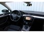 Volkswagen Passat Variant 1.4 TSI GTE Highline | Incl. 12 maanden garantie | SOH 93% | Adaptieve cruise control | Massage functie | Trekhaak | Climate control | Stoelverwarming | Apple carplay/Android auto |