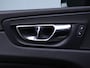 Volvo XC60 2.0 T8 Twin Engine AWD Inscription Sport (PANORAMADAK,NAVI,CAMERA,STOELVERWARMING,LED,GETINT,SPORTSTOELEN,LM VELGEN)