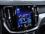 Volvo XC60 2.0 T8 Twin Engine AWD Inscription Sport (PANORAMADAK,NAVI,CAMERA,STOELVERWARMING,LED,GETINT,SPORTSTOELEN,LM VELGEN)