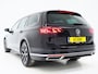 Volkswagen Passat Variant 1.4 TSI PHEV GTE | Panoramadak | Massage | Camera | Virtual | Sfeerlicht | Adaptive Cruise | Carplay