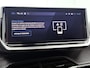 Peugeot 2008 SUV Allure 100pk | Navigatie via draadloze Apple Carplay / Android Auto | Climate Control | Cruise Control | Parkeersensoren v+a | Keyless | Armsteun | Digitaal instrumentenpaneel | DAB+ radio | Led koplampen | Donker getint glas | Trekhaak | 17" lichtmetalen velgen |