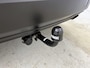 Peugeot 2008 SUV Allure 100pk | Navigatie via draadloze Apple Carplay / Android Auto | Climate Control | Cruise Control | Parkeersensoren v+a | Keyless | Armsteun | Digitaal instrumentenpaneel | DAB+ radio | Led koplampen | Donker getint glas | Trekhaak | 17" lichtmetalen velgen |