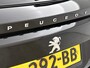Peugeot 2008 SUV Allure 100pk | Navigatie | Achteruitrijcamera | Climate Control | Cruise Control | Led koplampen | Parkeersensoren | Armsteun | Apple Carplay / Android Auto | Bluetooth | DAB+ radio | Donker getint glas | Dealeronderhouden | 17" lichtmetalen velgen |