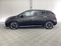 Nissan Leaf N-Connecta 40 kWh Automaat | CarPlay | Navi | Dodehoek Det. | 360'' Camera | ACC | PDC | Verwarmde Stoelen |