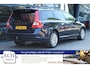 Volvo V70 2.5T 200 pk Aut. Leer, Trekhaak, 17 inch, Navi