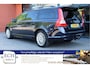 Volvo V70 2.5T 200 pk Aut. Leer, Trekhaak, 17 inch, Navi