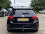 Peugeot 308 1.6 THP Première | Helder Panoramisch dak | Trekhaak | Navigatie | Adaptive cruise control | Climate control | Keyless Entry- & Start | Parkeersensoren |