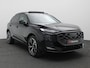 Audi Q3 1.5 200kW e-hybrid S edition 272PK S-Tronic Panoramadak, Trekhaak, S-Line, Achteruitrijcamera, Stoel-Stuurverwarming, 20" LM Velgen, LED Plus, Elektr. Achterklep