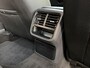 Skoda Octavia Combi 1.0 e-TSI Ambition Automaat | Stoelverwarming | 17 inch lichtmetalen velgen | Metallic lak | Climate & cruise control | LED koplampen | Apple CarPlay/Android Auto | Parkeersensoren achter