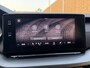 Skoda Octavia Combi 1.0 e-TSI Ambition Automaat | Stoelverwarming | 17 inch lichtmetalen velgen | Metallic lak | Climate & cruise control | LED koplampen | Apple CarPlay/Android Auto | Parkeersensoren achter