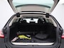 BMW 3-Serie Touring 330e eDrive Edition | Panoramadak | LED Koplampen | Lederen Bekleding | Elektrische Kofferklep |