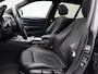 BMW 3-Serie Touring 318i M Sport Edition Automaat| Panoramadak | Leder | Wegklapbare Trekhaak | LED Koplampen | M-Sport | | Navigatie | Climate control | Parkeer sensoren |