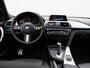 BMW 3-Serie Touring 318i M Sport Edition Automaat| Panoramadak | Leder | Wegklapbare Trekhaak | LED Koplampen | M-Sport | | Navigatie | Climate control | Parkeer sensoren |