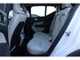 Volvo XC40 T2 130PK Automaat Business Pro | Org. NL | Camera | Schuif/kanteldak | PDC Achter | Climate Control | Leder | 18" LMV |
