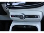 Volvo XC40 T2 130PK Automaat Business Pro | Org. NL | Camera | Schuif/kanteldak | PDC Achter | Climate Control | Leder | 18" LMV |
