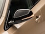 Volvo V40 Cross Country 1.6 T4 Luxury Sport 180Pk Automaat (PANORAMADAK, NAVIGATIE, LEDER, MEMORY SEATS, CAMERA, STOELVERWARMING, XENON, GETINT GLAS, KEYLESS, NIEUWSTAAT)