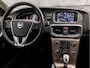 Volvo V40 Cross Country 1.6 T4 Luxury Sport 180Pk Automaat (PANORAMADAK, NAVIGATIE, LEDER, MEMORY SEATS, CAMERA, STOELVERWARMING, XENON, GETINT GLAS, KEYLESS, NIEUWSTAAT)