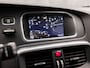 Volvo V40 Cross Country 1.6 T4 Luxury Sport 180Pk Automaat (PANORAMADAK, NAVIGATIE, LEDER, MEMORY SEATS, CAMERA, STOELVERWARMING, XENON, GETINT GLAS, KEYLESS, NIEUWSTAAT)