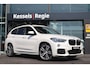 BMW X1 xDrive20i M-Sport | HuD | Trekhaak | Camera | 19” | Leer | Stuur/Stoelverwarming | DAB | Sensoren