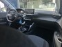 Peugeot 208 1.2 Turbo 100 Business | Navigatie | Parkeercamera/-sensoren | Apple Carpay/Android Auto | Full LED | Cruise Control | DAB | Airco | Getint glas |