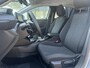 Peugeot 208 1.2 Turbo 100 Business | Navigatie | Parkeercamera/-sensoren | Apple Carpay/Android Auto | Full LED | Cruise Control | DAB | Airco | Getint glas |