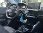 Peugeot 208 1.2 Turbo 100 Business | Navigatie | Parkeercamera/-sensoren | Apple Carpay/Android Auto | Full LED | Cruise Control | DAB | Airco | Getint glas |