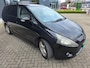 Mitsubishi Grandis 2.4-16V Intense 6p.