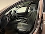 BMW 3-Serie Touring 320d xDrive High Executive (PANO, LEDER, GROOT NAVI, CLIMA, CAMERA)