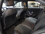 Mercedes-Benz A-klasse 180 Business Solution AMG - Apple Carplay/Android Auto - Stoelverwarming - Sfeerverlichting - Alcantara/Leder