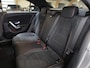 Mercedes-Benz A-klasse 180 Business Solution AMG - Apple Carplay/Android Auto - Stoelverwarming - Sfeerverlichting - Alcantara/Leder