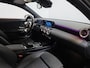 Mercedes-Benz A-klasse 180 Business Solution AMG - Apple Carplay/Android Auto - Stoelverwarming - Sfeerverlichting - Alcantara/Leder