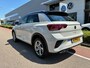 Volkswagen T-Roc 1.5 TSI R-Line / APP Connect / R-Line