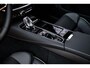 Volvo V60 T6 Plug-in hybrid AWD Ultra Dark | Google | Long Range | Schuif-/Kanteldak | Adaptieve Cruise Control | DAB | Head-Up Display | Camera | Stoelverwarming Voor + Achter | Harman Kardon Audio | Getint Glas | Zitverlenging | Elek. Stoelen | Memory | 19" LM