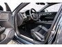 Volvo V60 T6 Plug-in hybrid AWD Ultra Dark | Google | Long Range | Schuif-/Kanteldak | Adaptieve Cruise Control | DAB | Head-Up Display | Camera | Stoelverwarming Voor + Achter | Harman Kardon Audio | Getint Glas | Zitverlenging | Elek. Stoelen | Memory | 19" LM