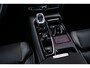 Volvo V60 T6 Plug-in hybrid AWD Ultra Dark | Google | Long Range | Schuif-/Kanteldak | Adaptieve Cruise Control | DAB | Head-Up Display | Camera | Stoelverwarming Voor + Achter | Harman Kardon Audio | Getint Glas | Zitverlenging | Elek. Stoelen | Memory | 19" LM