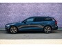 Volvo V60 T6 Plug-in hybrid AWD Ultra Dark | Google | Long Range | Schuif-/Kanteldak | Adaptieve Cruise Control | DAB | Head-Up Display | Camera | Stoelverwarming Voor + Achter | Harman Kardon Audio | Getint Glas | Zitverlenging | Elek. Stoelen | Memory | 19" LM