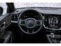 Volvo V60 T6 Plug-in hybrid AWD Ultra Dark | Google | Long Range | Schuif-/Kanteldak | Adaptieve Cruise Control | DAB | Head-Up Display | Camera | Stoelverwarming Voor + Achter | Harman Kardon Audio | Getint Glas | Zitverlenging | Elek. Stoelen | Memory | 19" LM