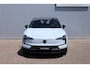 Volvo EX30 Single Motor Extended Range Plus 69 kWh | Verwarmbare voorstoelen en stuurwiel | Adaptieve cruise control | Warmtepomp | Elektrische achterklep | Apple carplay/Android auto |