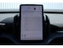 Volvo EX30 Single Motor Extended Range Plus 69 kWh | Verwarmbare voorstoelen en stuurwiel | Adaptieve cruise control | Warmtepomp | Elektrische achterklep | Apple carplay/Android auto |