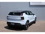 Volvo EX30 Single Motor Extended Range Plus 69 kWh | Verwarmbare voorstoelen en stuurwiel | Adaptieve cruise control | Warmtepomp | Elektrische achterklep | Apple carplay/Android auto |