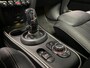 MINI Countryman Mini 2.0 Cooper S MINI Yours (PANO, LED, CAMERA, STOELVERWARMING, HUD)