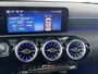 Mercedes-Benz A-klasse 180 Business Solution AMG | Panoramadak | Sfeerverlichting | Stoelverwarming | Parkeercamera |