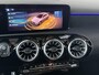 Mercedes-Benz A-klasse 180 Business Solution AMG | Panoramadak | Sfeerverlichting | Stoelverwarming | Parkeercamera |