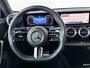 Mercedes-Benz A-klasse 180 Business Solution AMG | Panoramadak | Sfeerverlichting | Stoelverwarming | Parkeercamera |