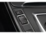 BMW 3-Serie Touring 320i High Executive | Pano | Stoelverwarming |