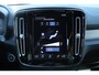 Volvo XC40 T2 R-Design | Verwarmde voorstoelen  en stuurwiel | Apple carplay/Android auto | Adaptieve cruise control | Keyless